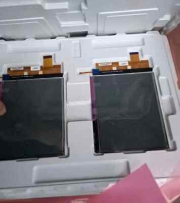 ποιότητας 8 ιντσών E Ink LCD Display EC080SC2 με ανάλυση 1024 × 768 Pixels και 33PIN για Ebook Reader Εργοστάσιο